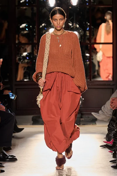 Look 5